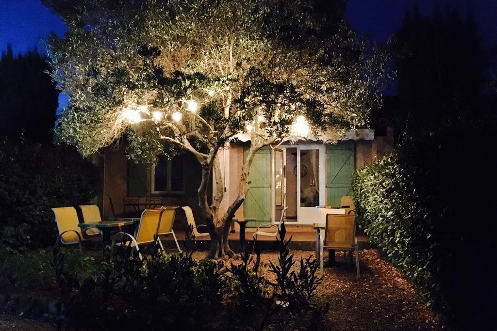 Hotel Les Oliviers Draguignan Exterior foto